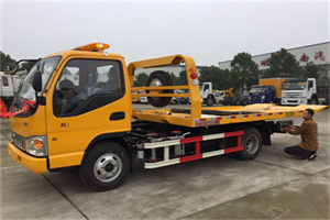 贡觉哪里有拖车服务