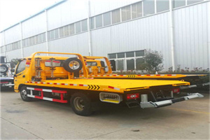 贡觉附近拖车救援搭电