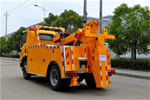 贡觉高速路拖车费